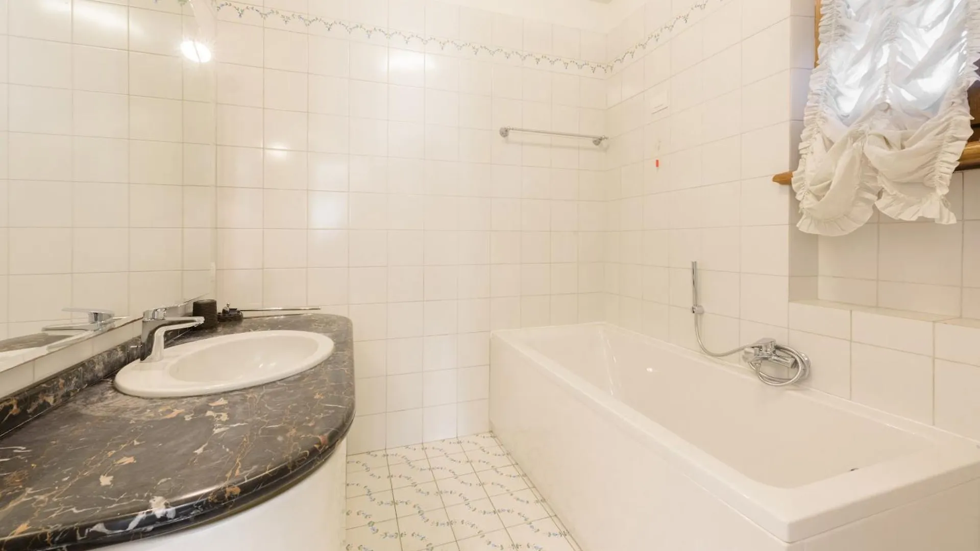 Esclusiva Villa In Pieno Centro A Форте-деи-Марми