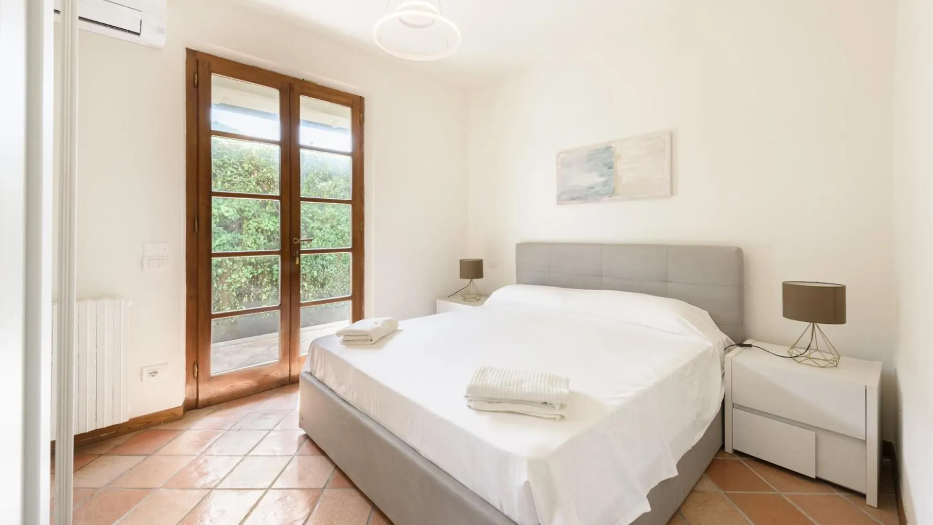 Esclusiva Villa In Pieno Centro A Форте-деи-Марми